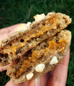 Cookie recheado com doce de leite